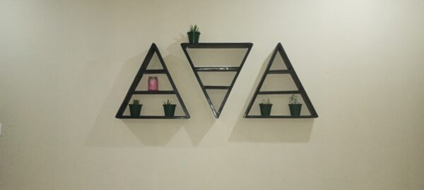 Triangle Shelves Set